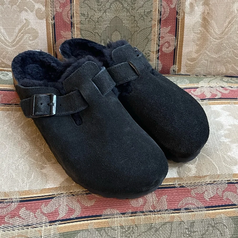 Birkenstock Boston Shearling Suede. Size 10-10.5 Women/ 8-8.5 Men
N17-08 - Picture 4 of 8